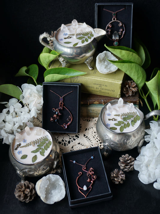 BOXES "Fleurs des Muses" collaboration Isílmë Art
