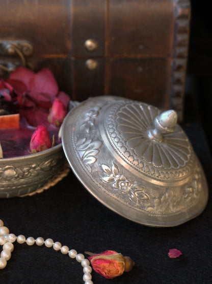 "L'Appel de Persephone" : Jasmin, Grenade